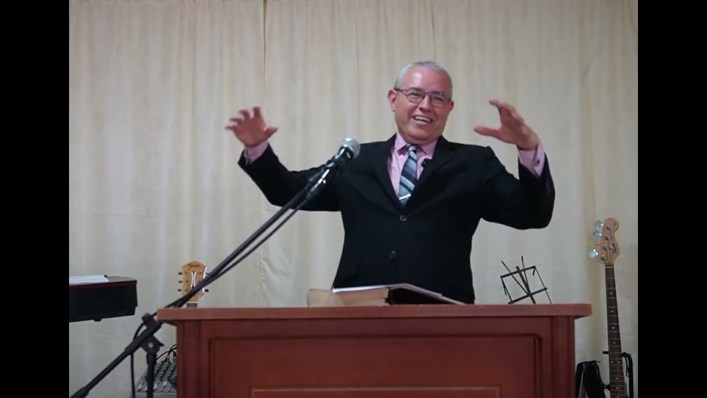 En La Angustia Me Hiciste Ensanchar