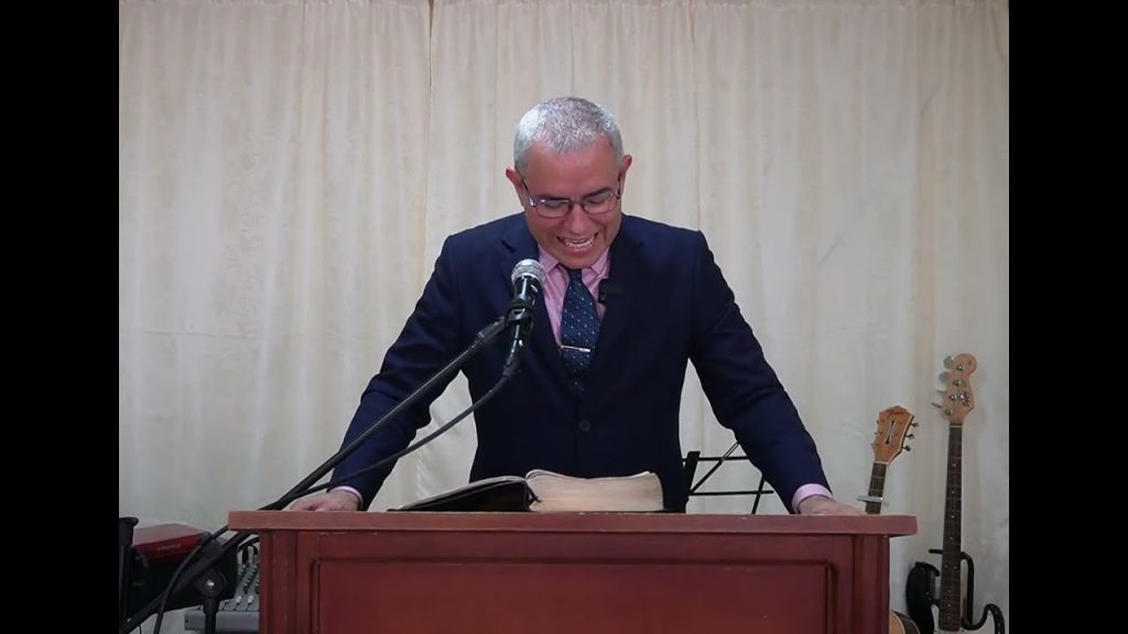 Temed a Dios y dadle gloria